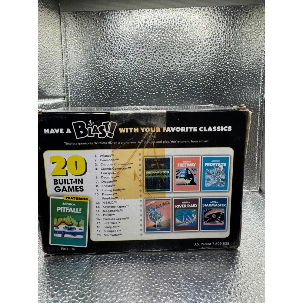 Activision‎ Flashback Blast HDMI Dongle 20 Built-In Games Controller Retro